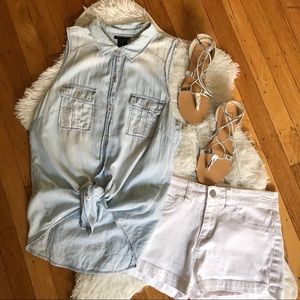Sleeveless button down chambray ladies shirt